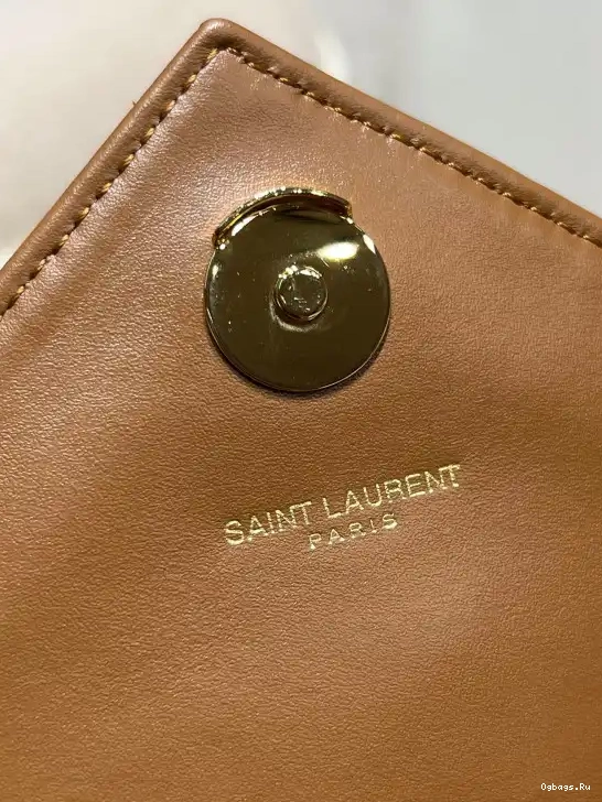 YSL COLLEGE MEDIUM 0516